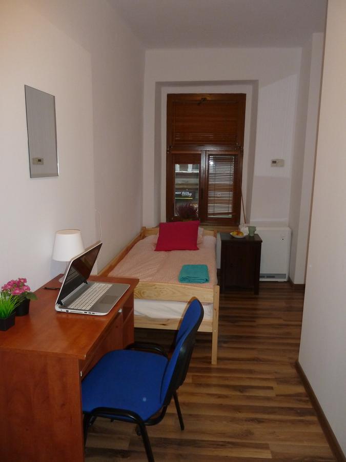 Hostel Gliwice Centrum Exterior foto
